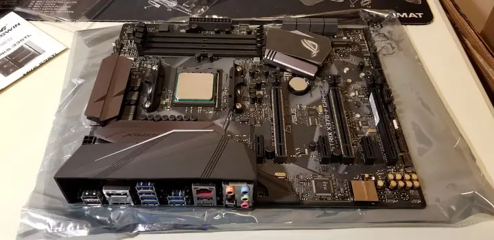 ASUS ROG Strix X370-F motherboard with the processor installed