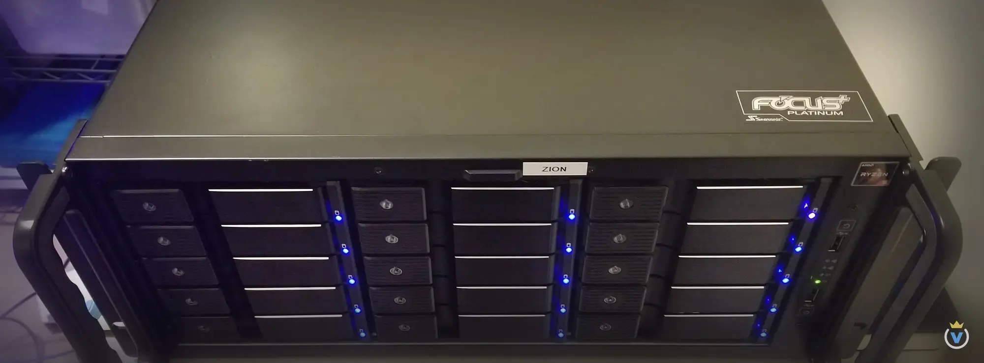 ZION out of the rack: a 4U chassis with fifteen hot-swap bays in three cages.